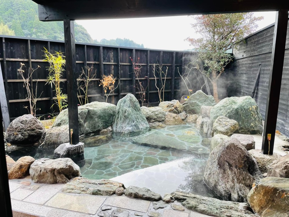 湯亭 上弦の月画像3