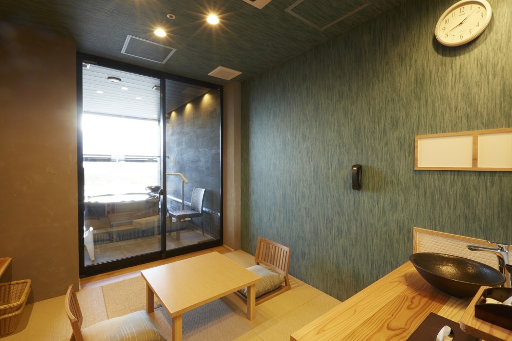 弐ノ巻　檜風呂　撫子のサムネイル画像