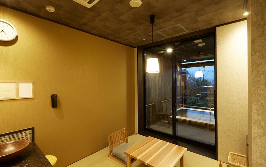 壱ノ巻　切石風呂　椿のサムネイル画像