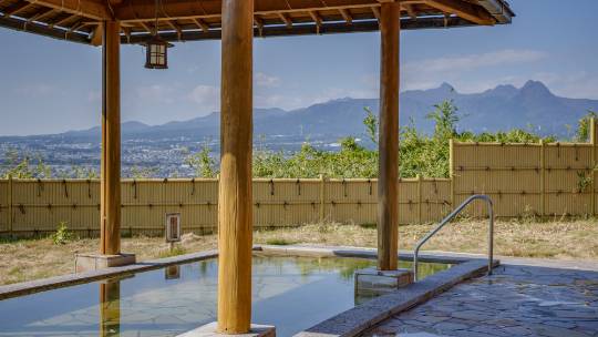 彩雲の湯　露天の施設画像 - 5