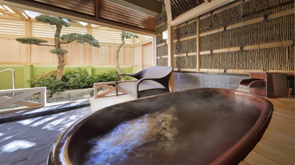 貸切家族風呂/信楽焼の内湯のサムネイル画像