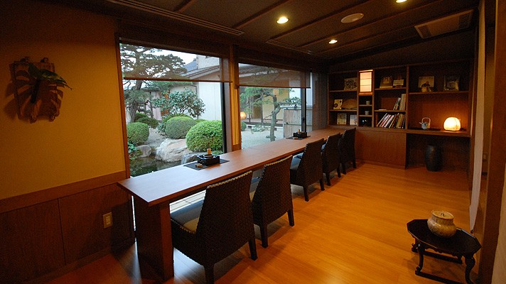 ラウンジの施設画像 - 8