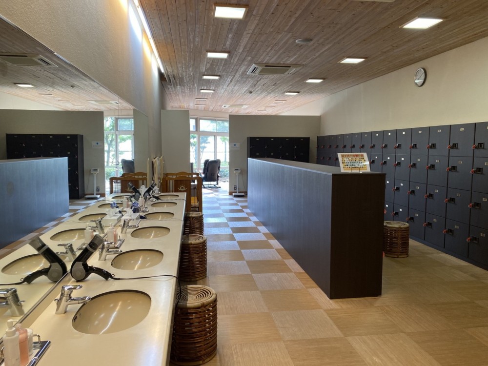 あさぎりの湯 和風脱衣所の施設画像 - 10