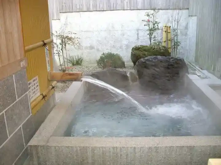 双子岩の湯のサムネイル画像