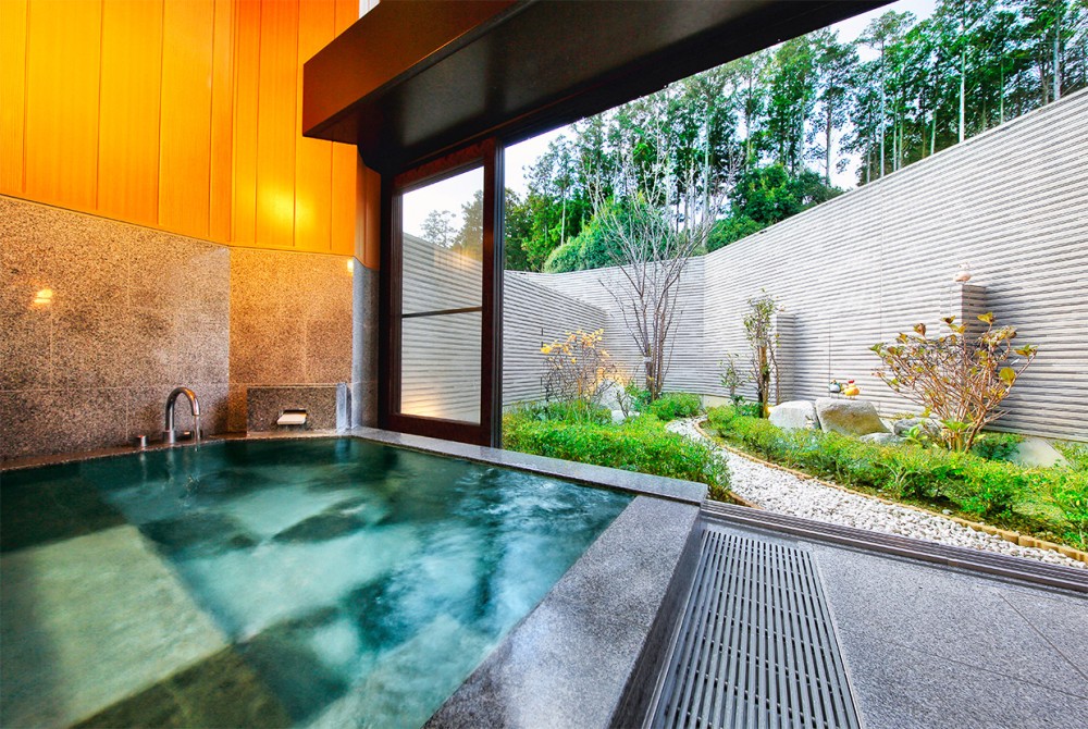 家族風呂「桜」のサムネイル画像