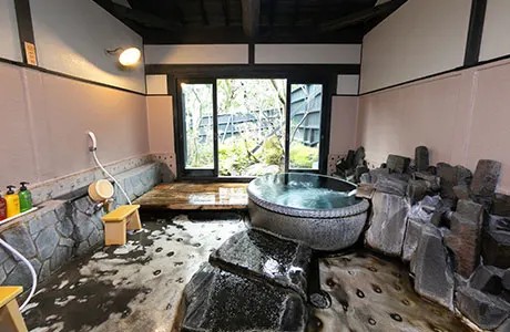 1.豆桜（陶器）のサムネイル画像