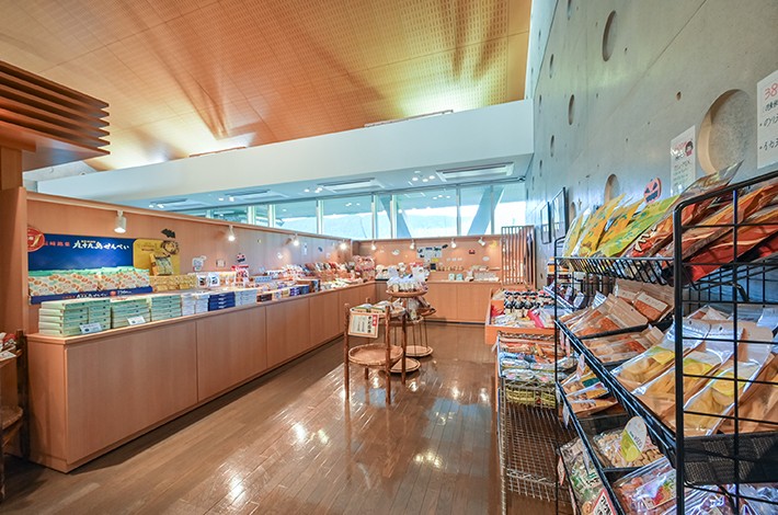 売店コーナーの施設画像 - 14