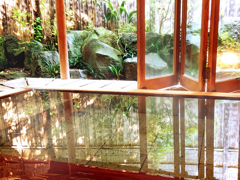 貸切温泉　半露天風呂　ヒュレヒュレイセポの施設画像 - 16