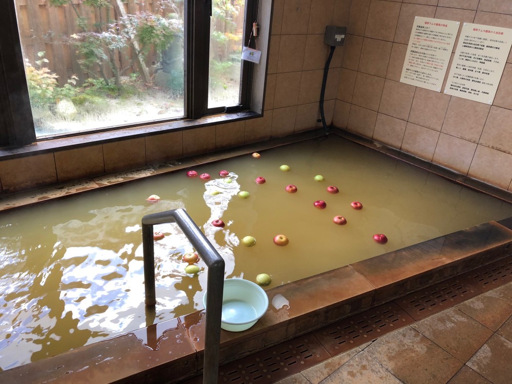 秋に開催するリンゴ風呂の施設画像 - 9