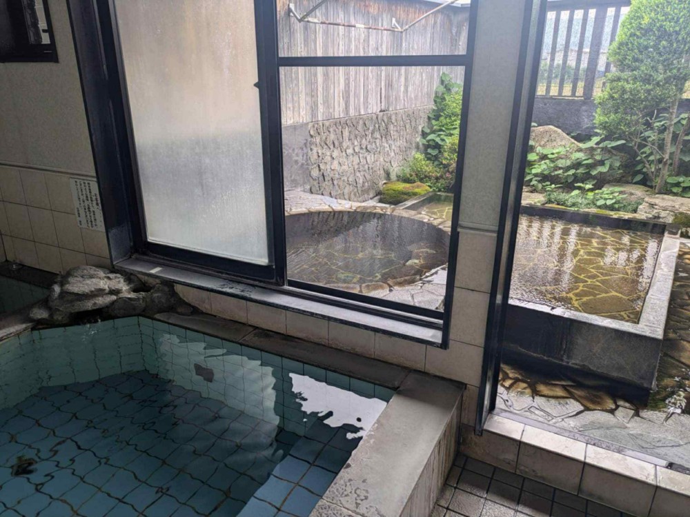 内湯＋露天＋冷泉＋寝湯の施設画像 - 11