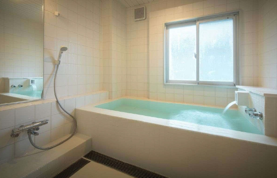 貸切風呂【蓮】のサムネイル画像