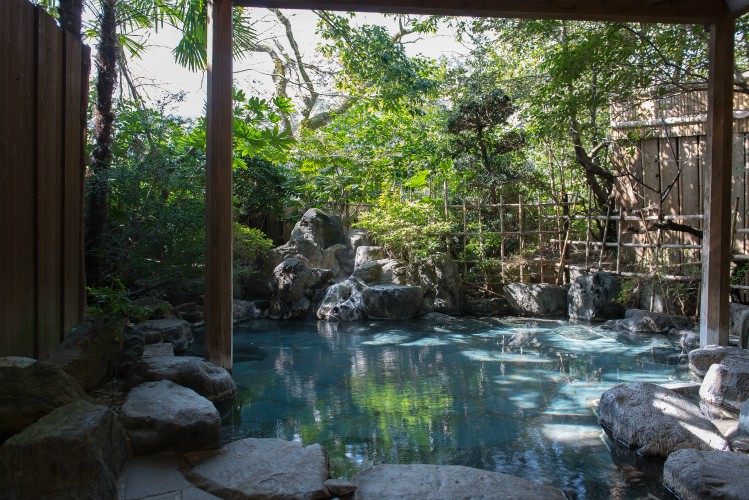 男性露天「かじかの湯」の施設画像 - 6