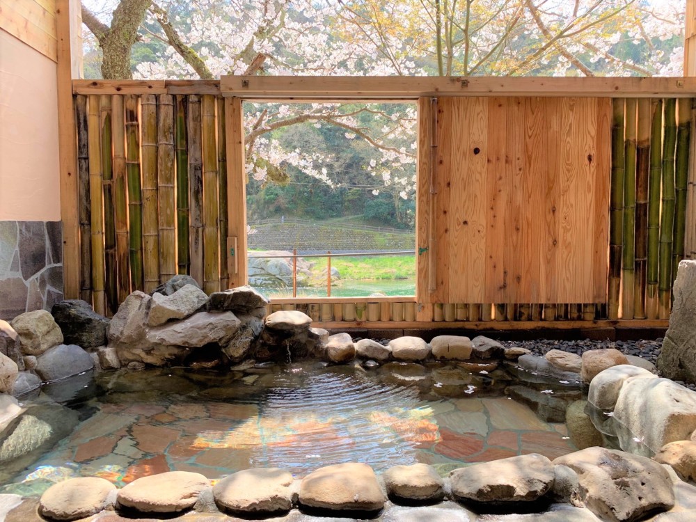 露天風呂付き客室12畳の施設画像 - 13