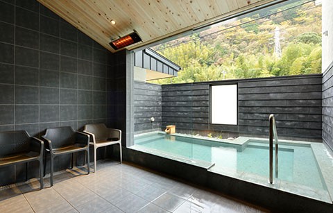 男湯 露天風呂の施設画像 - 13