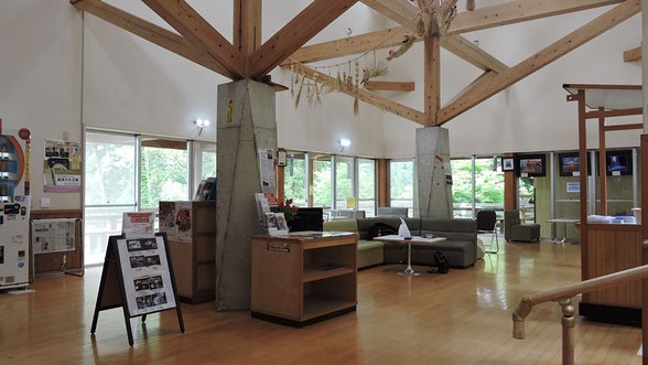 一階休憩スペースの施設画像 - 12