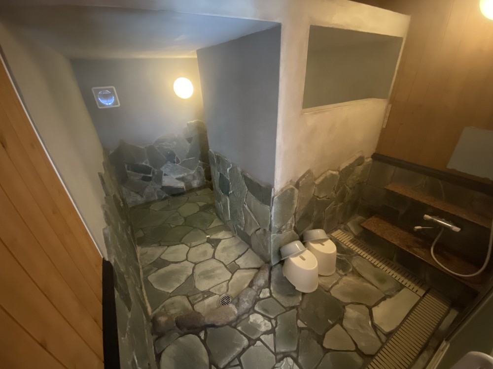 どうくつのサムネイル画像