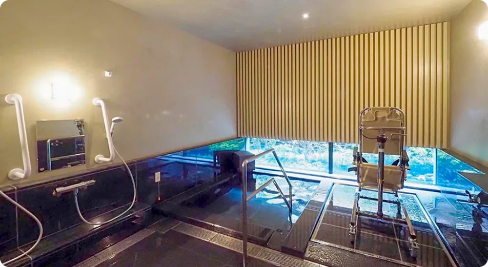 貸切風呂（昇降機付き）のサムネイル画像