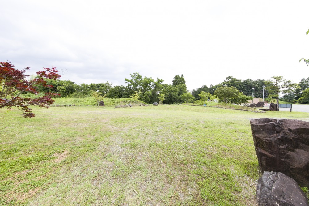 キャンプ場　芝生スペースの施設画像 - 4